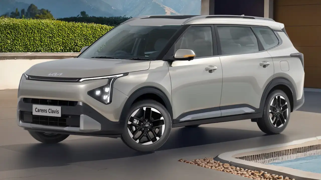 Kia Carens Clavis - Car Image